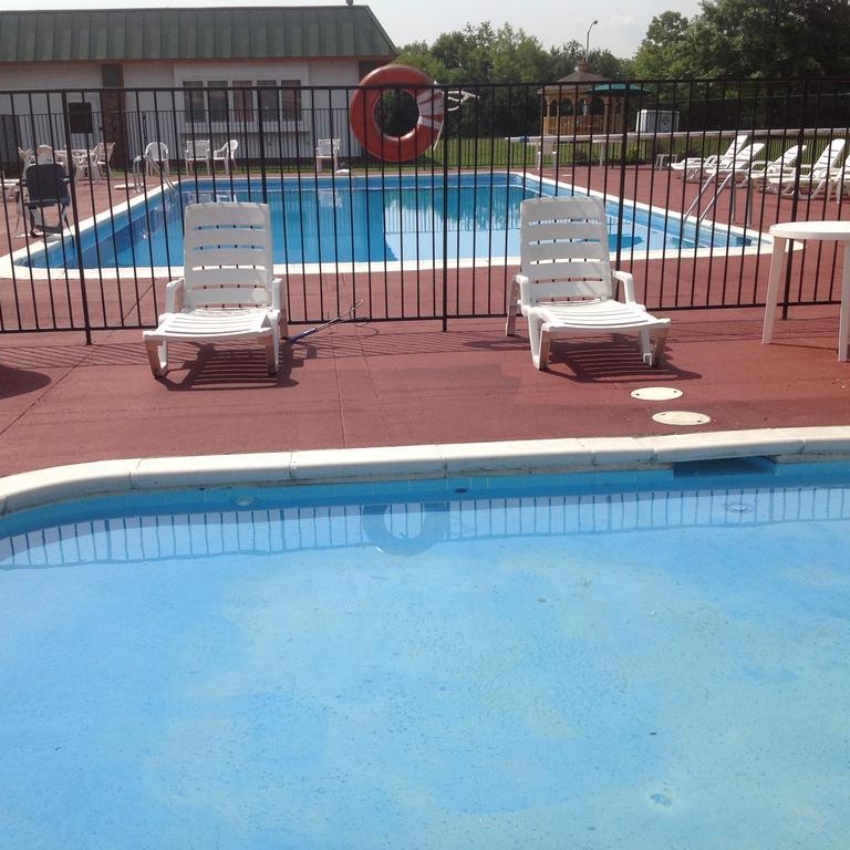Baymont By Wyndham Salem Roanoke Area Hotel Bagian luar foto