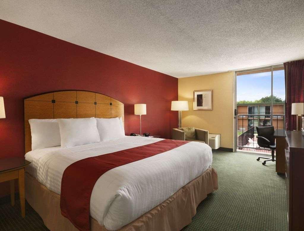 Baymont By Wyndham Salem Roanoke Area Hotel Ruang foto