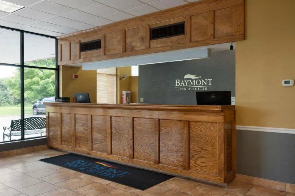 Baymont By Wyndham Salem Roanoke Area Hotel Bagian luar foto